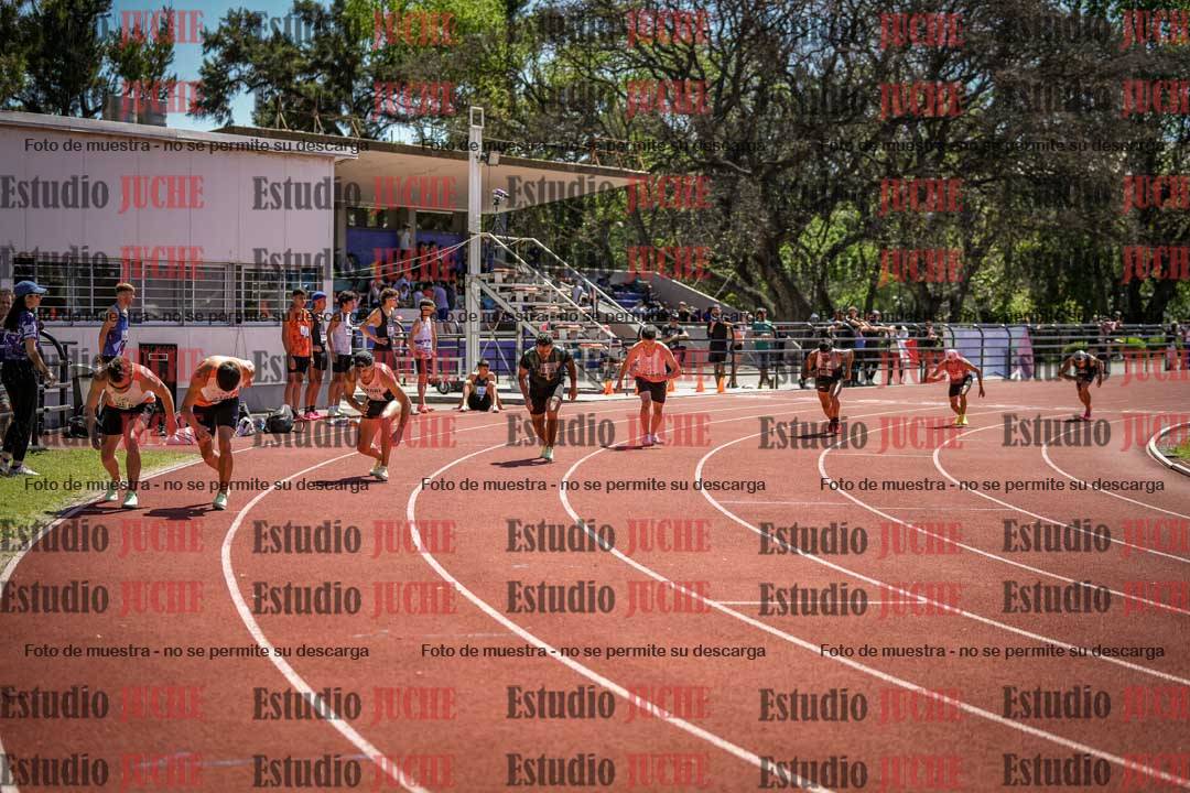 Fotos de los 800 m llanos de varones