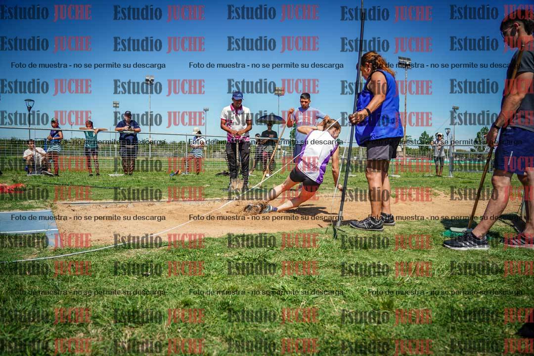 Fotos del salto triple de varones y mujeres - todas las tablas
