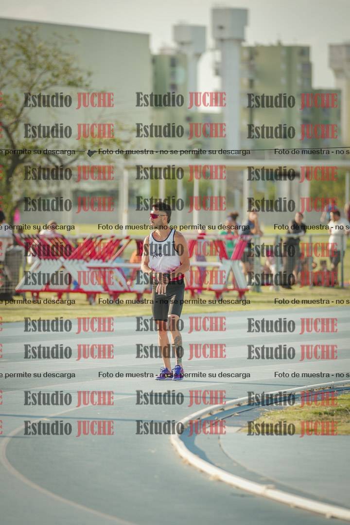 Fotos de los 800 m llanos de varones