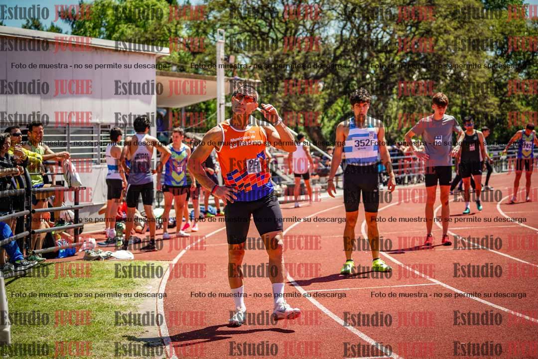 Fotos de los 800 m llanos de varones