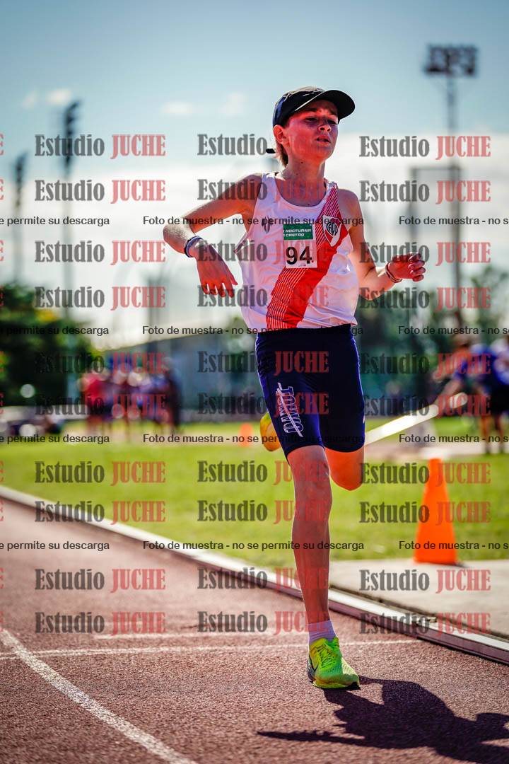 Fotos de los 2400 m de varones