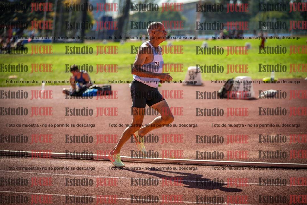 Fotos de los 800 m llanos de varones