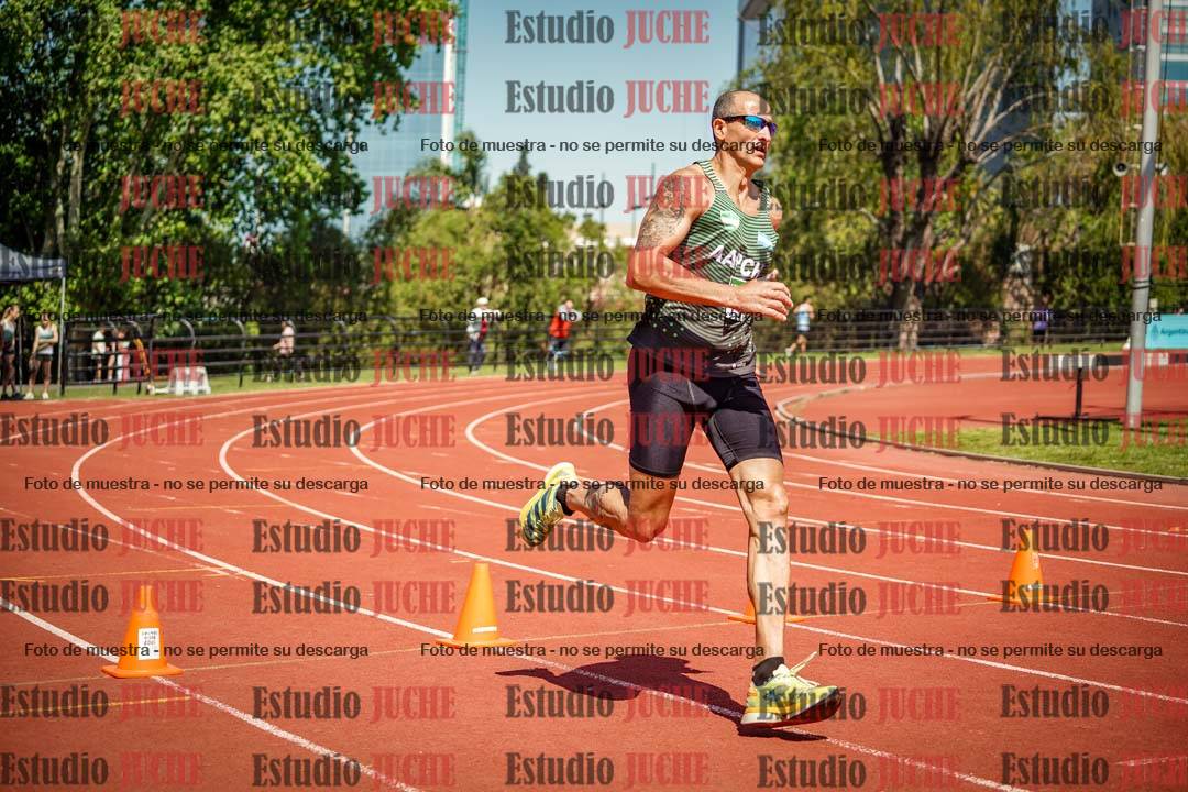Fotos de los 800 m llanos de varones