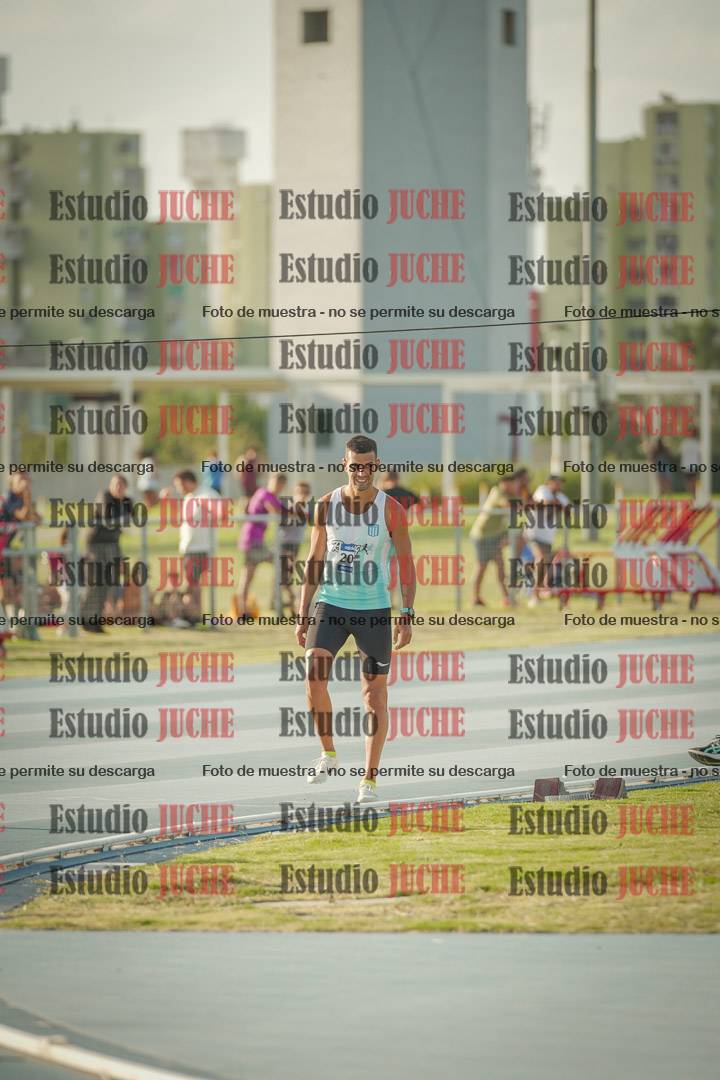 Fotos de los 800 m llanos de varones
