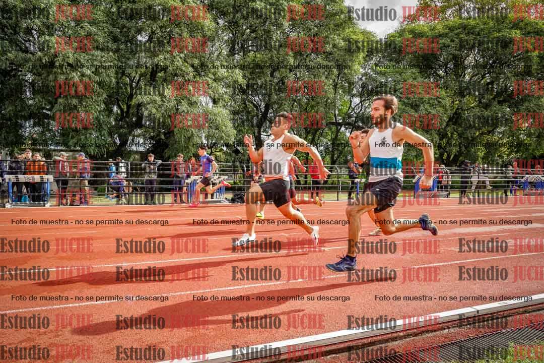 Fotos de los 100 m llanos de varones