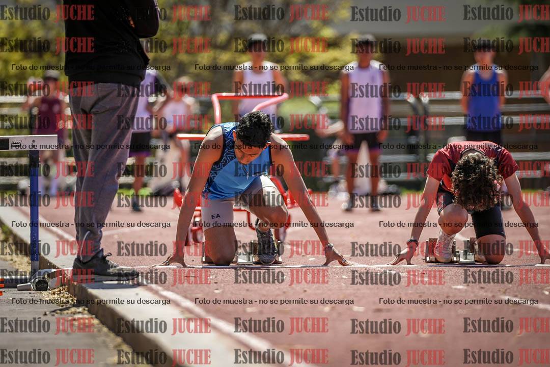 Fotos de los 80 m llanos de varones