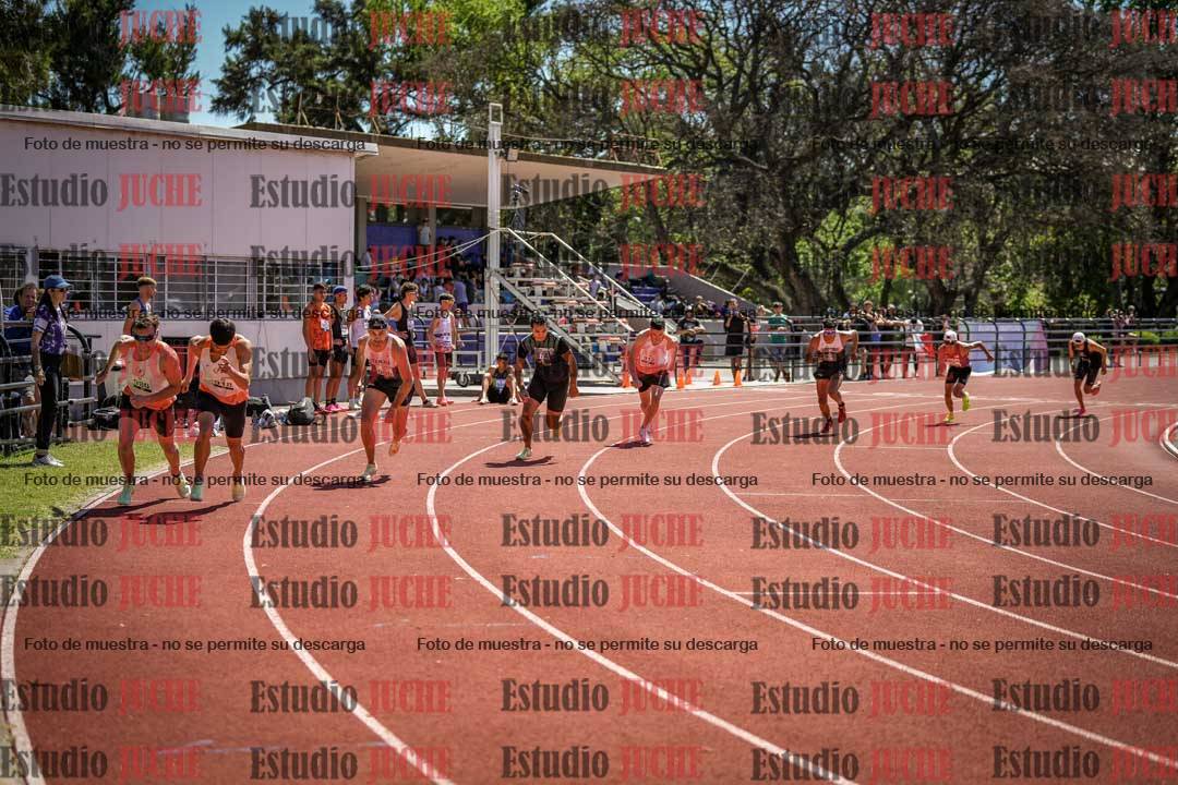Fotos de los 800 m llanos de varones