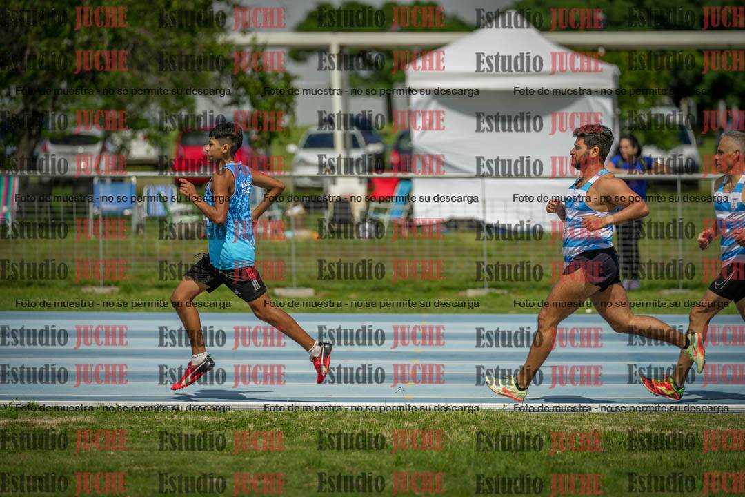 Fotos de los 1000 m llanos de varones