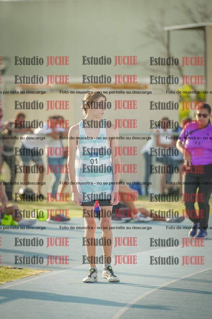 Fotos de los 800 m llanos de varones