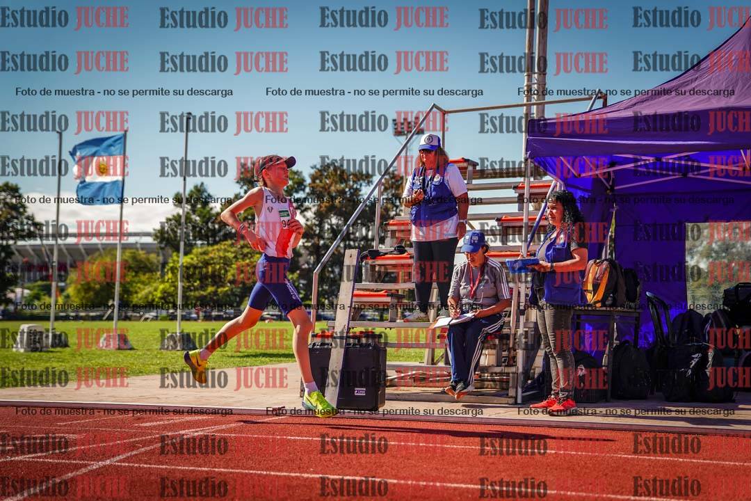 Fotos de los 2400 m de varones