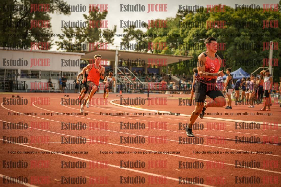 Fotos de los 400 m llanos de varones