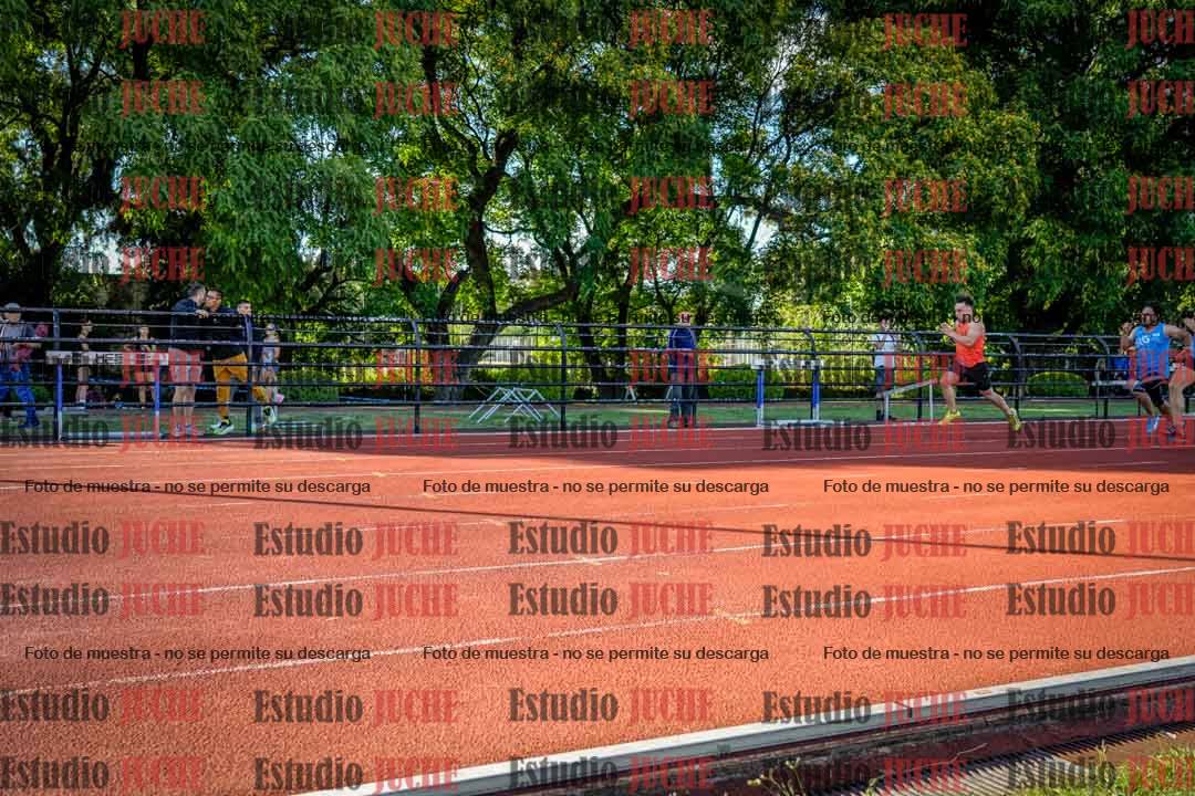 Fotos de los 100 m llanos de varones
