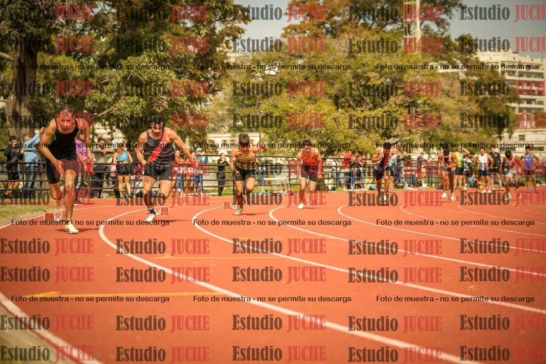 Fotos de los 200 m llanos de varones