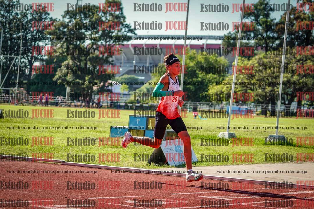 Fotos de los 2400 m llanos de varones