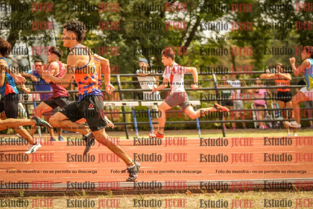 Fotos de los 100 m llanos de varones