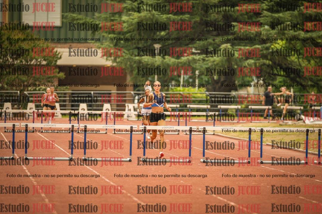 Fotos de los 400 m con vallas de mujeres