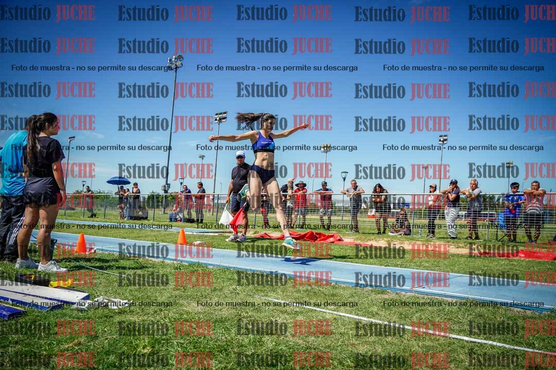 Fotos del salto triple de varones y mujeres - todas las tablas