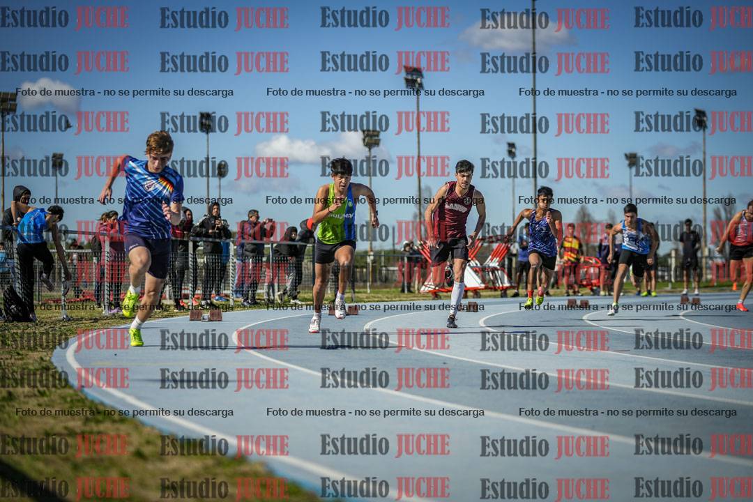 Fotos de los 200 m llanos de varones