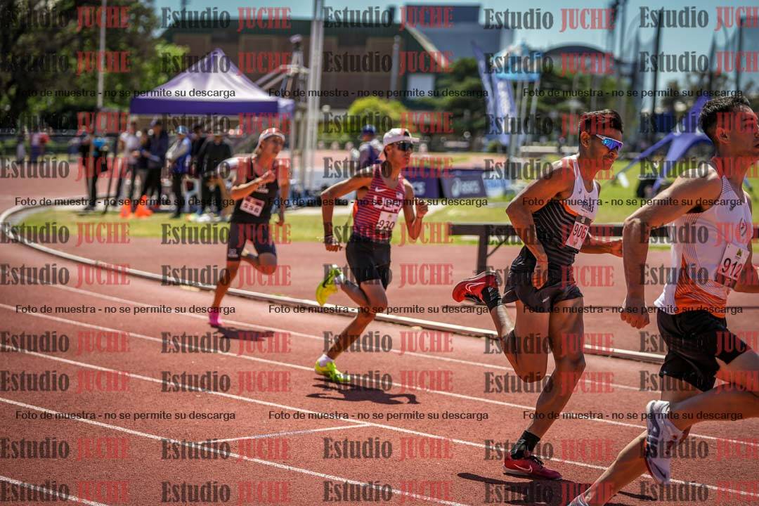 Fotos de los 800 m llanos de varones