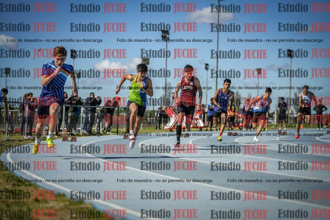 Fotos de los 200 m llanos de varones