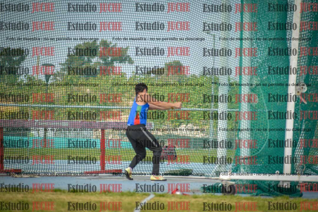 Fotos del lanzamiento de martillo de varones