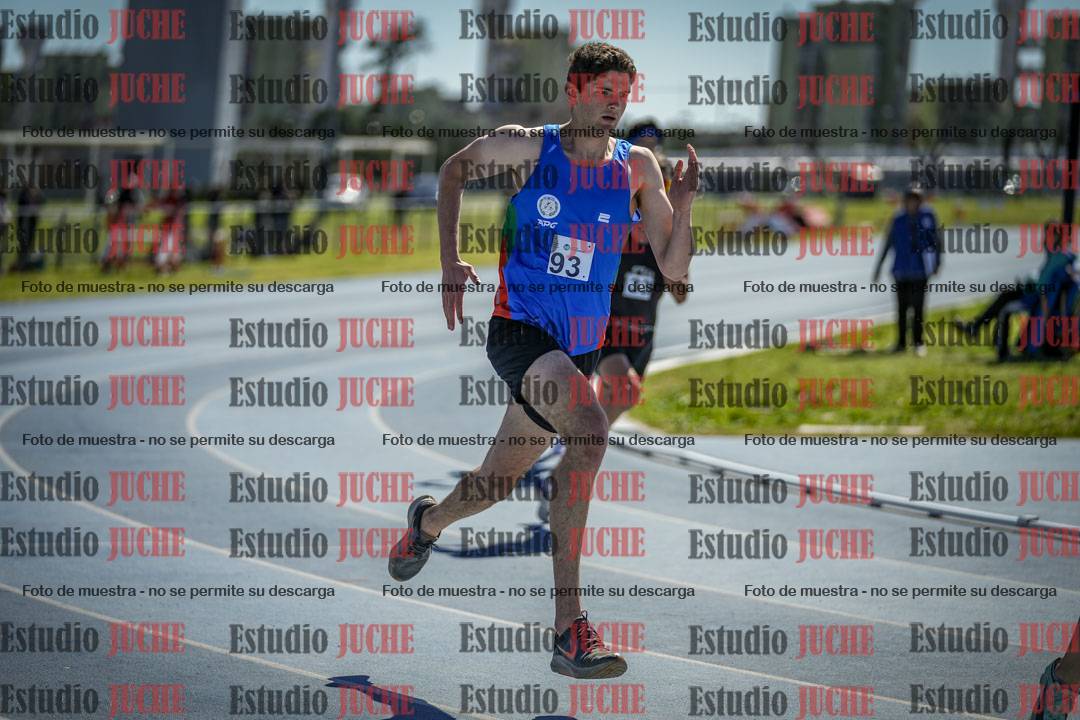 Fotos de los 800 m llanos de varones