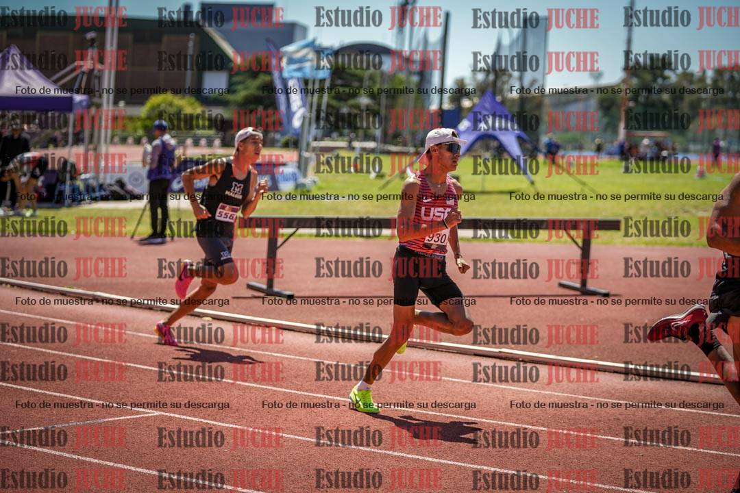 Fotos de los 800 m llanos de varones