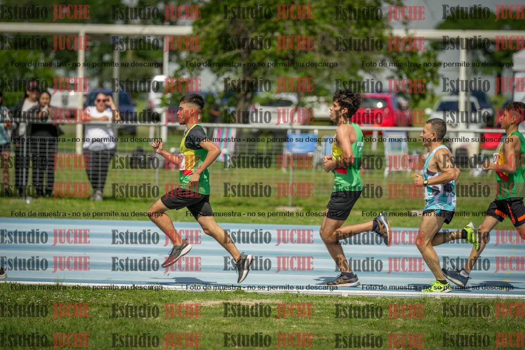 Fotos de los 1000 m llanos de varones