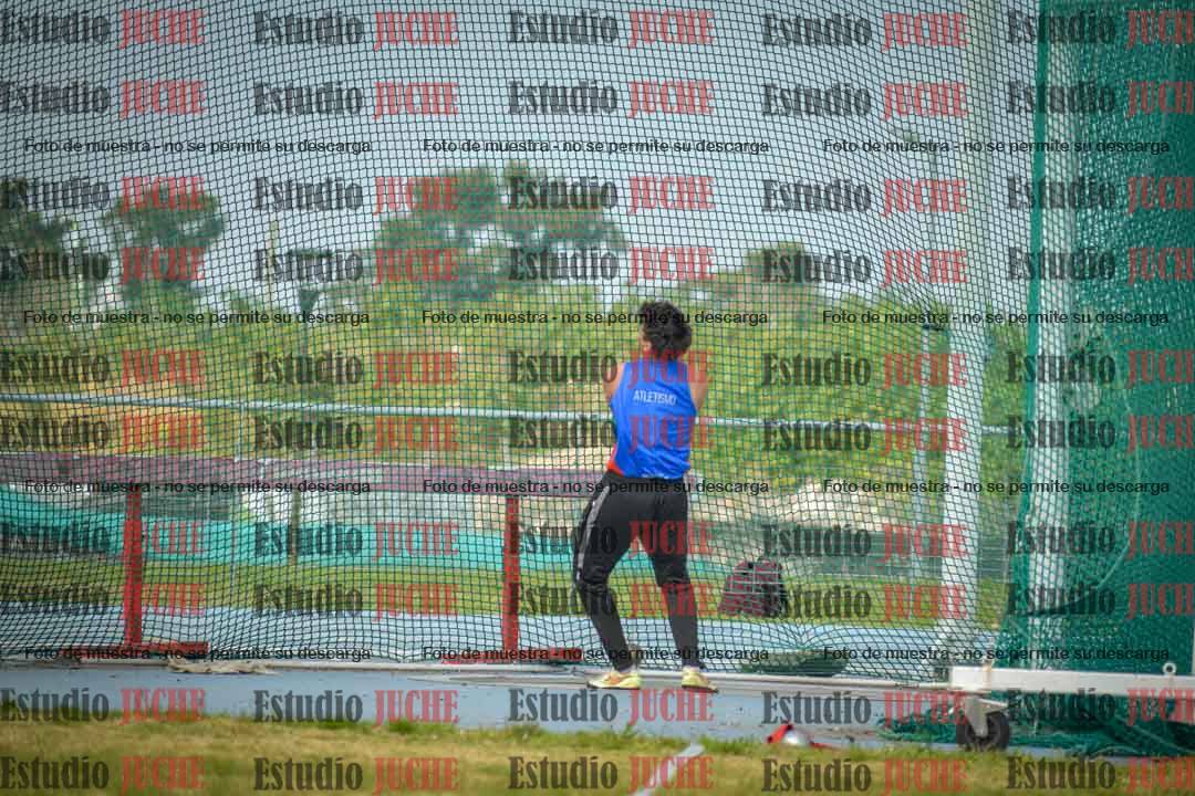 Fotos del lanzamiento de martillo de varones