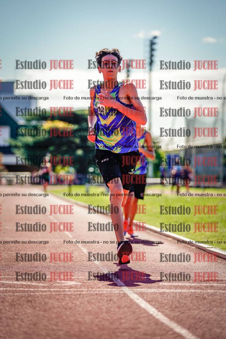 Fotos de los 2400 m de varones