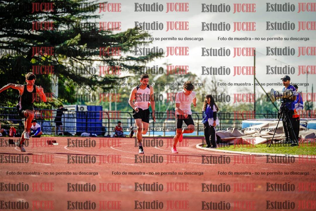 Fotos de los 100 m llanos de varones