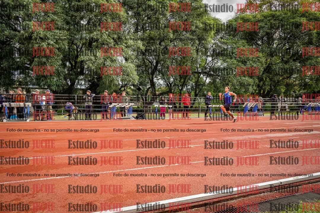 Fotos de los 100 m llanos de varones