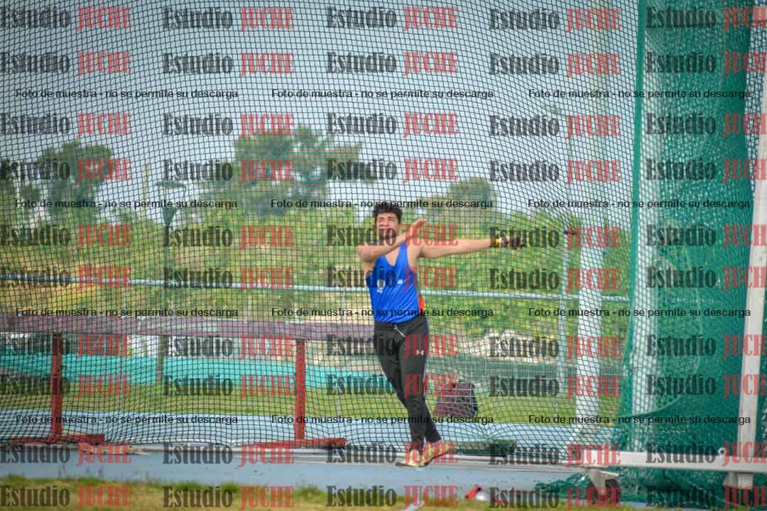 Fotos del lanzamiento de martillo de varones