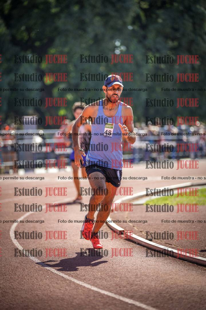 Fotos de los 800 m llanos de varones