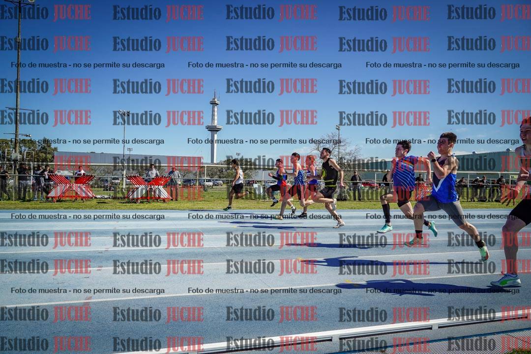 Fotos de los 100 m llanos de varones