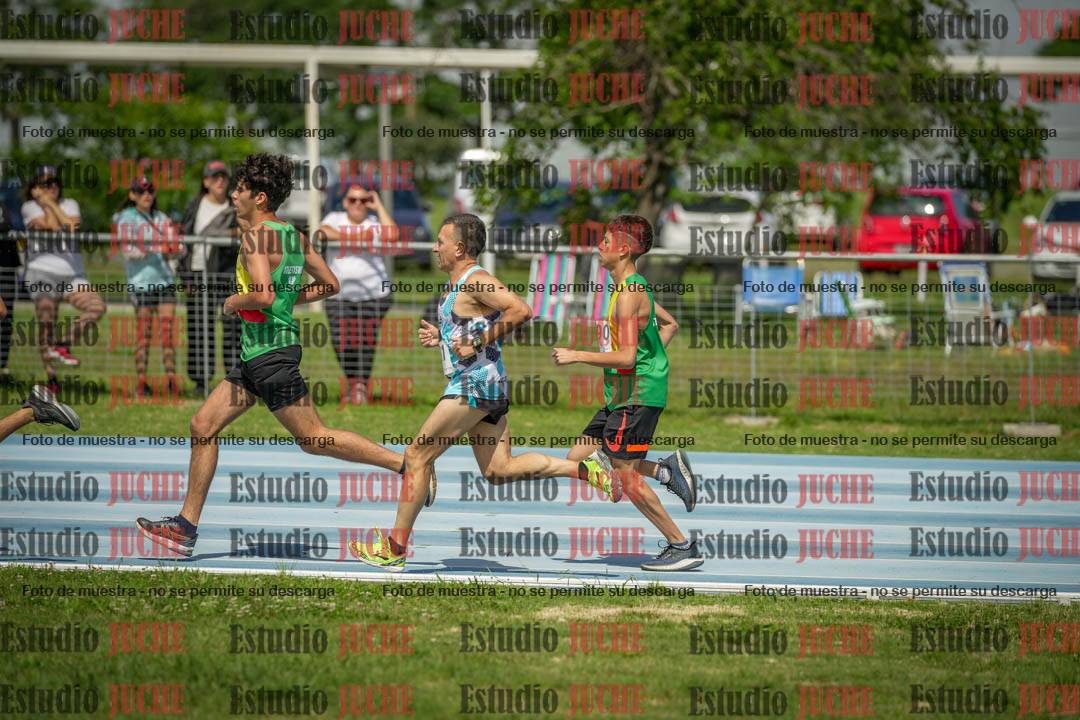 Fotos de los 1000 m llanos de varones