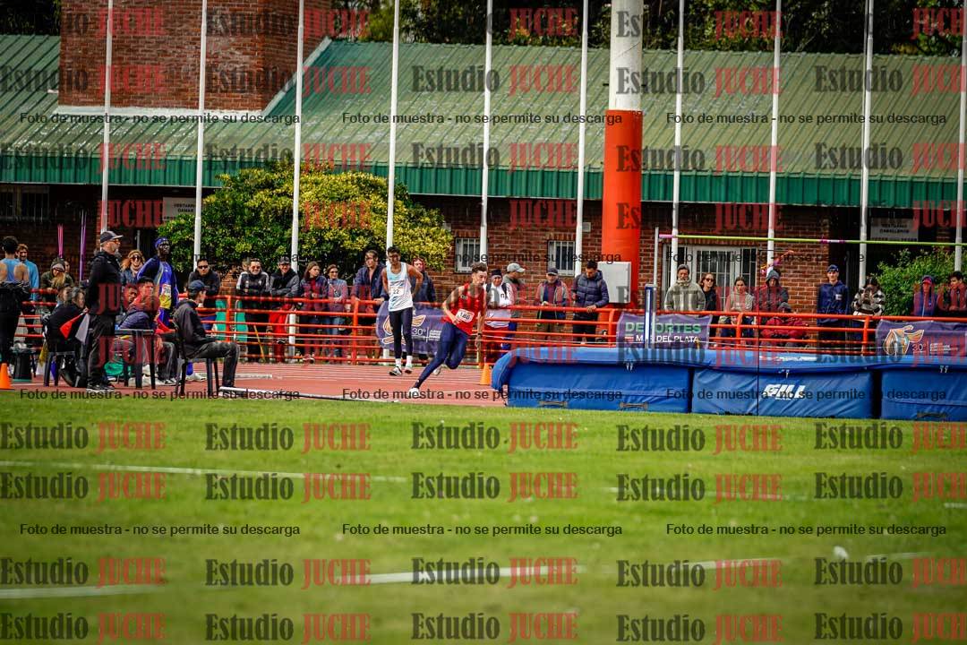 Fotos del salto en alto de varones - FINAL