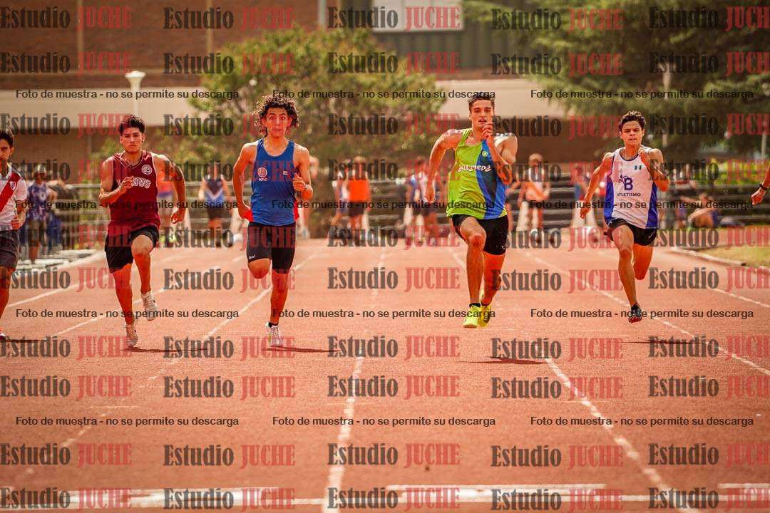 Fotos de los 100 m llanos de varones