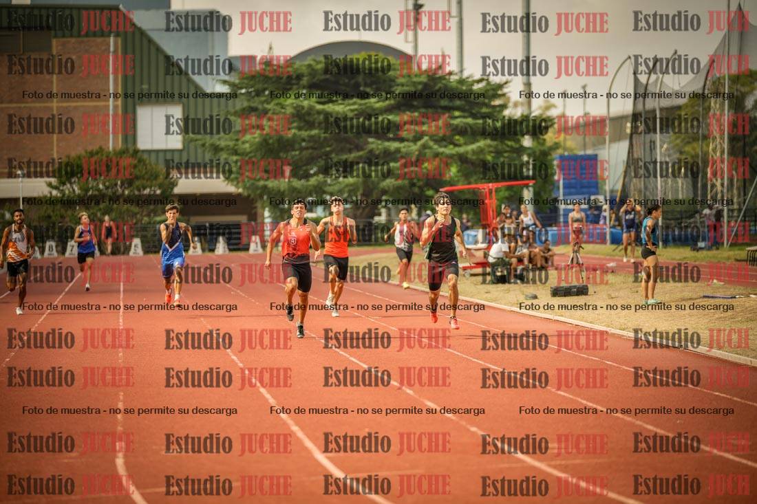 Fotos de los 400 m llanos de varones