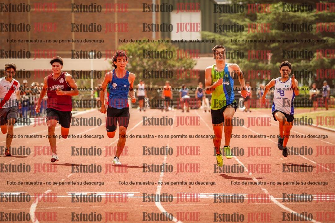 Fotos de los 100 m llanos de varones