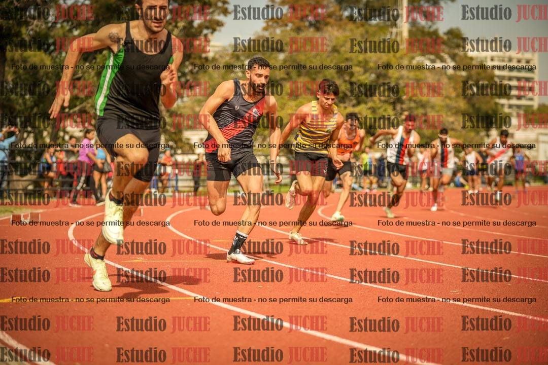 Fotos de los 200 m llanos de varones