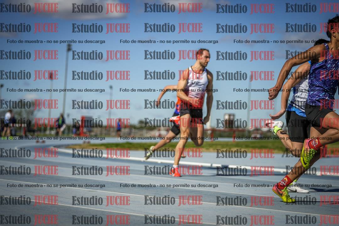 Fotos de los 200 m llanos de varones