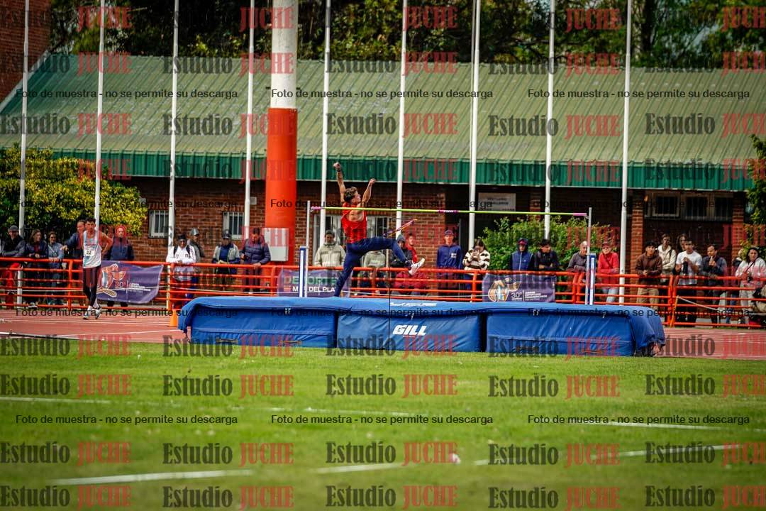 Fotos del salto en alto de varones - FINAL