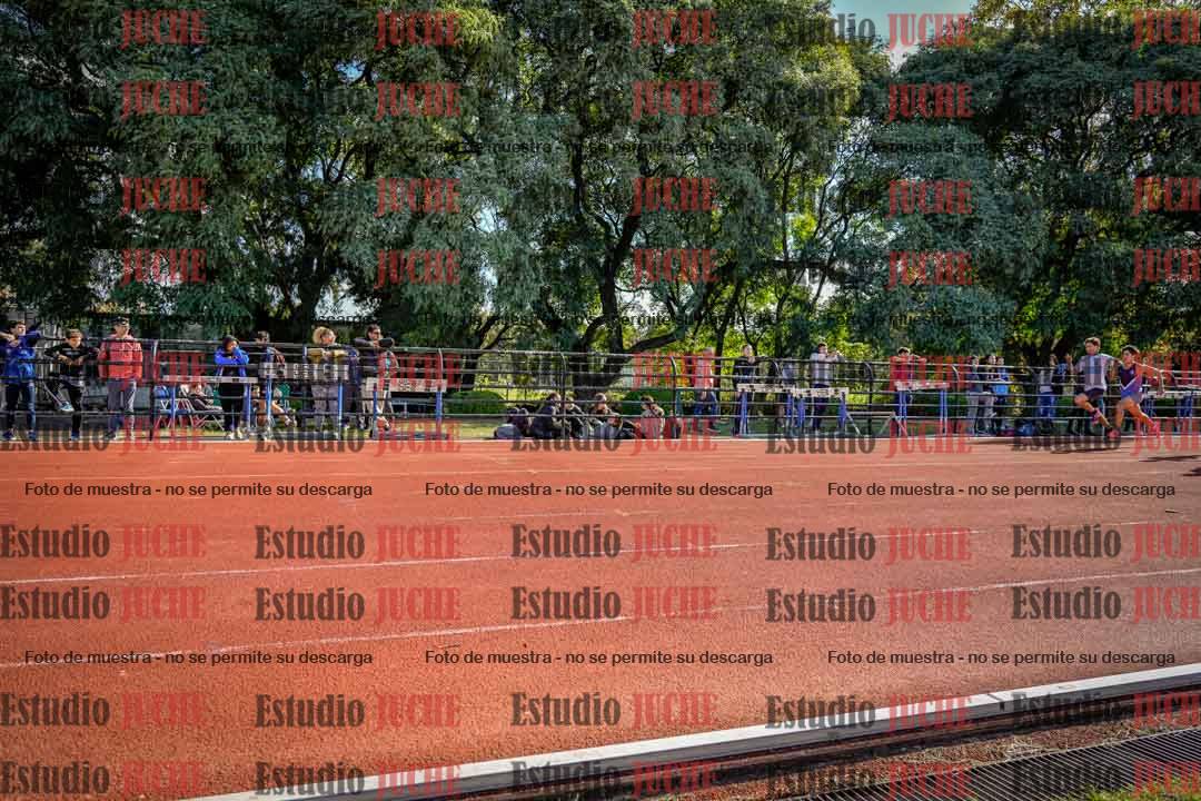Fotos de los 100 m llanos de varones
