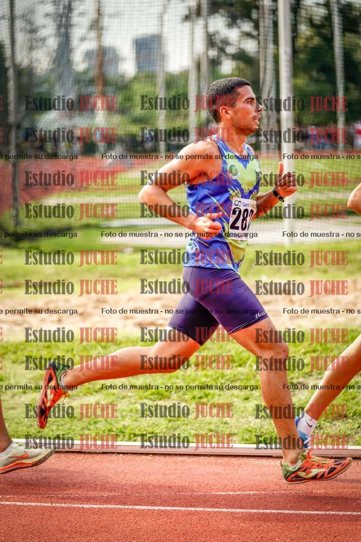 Fotos de los 3000 m llanos de varones