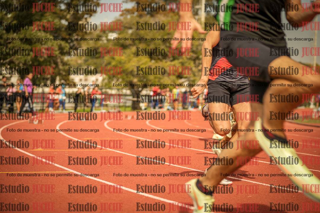 Fotos de los 200 m llanos de varones
