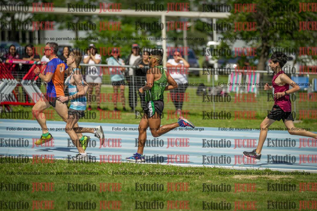 Fotos de los 1000 m llanos de varones