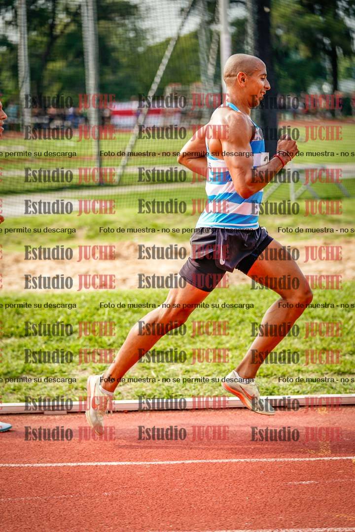 Fotos de los 3000 m llanos de varones