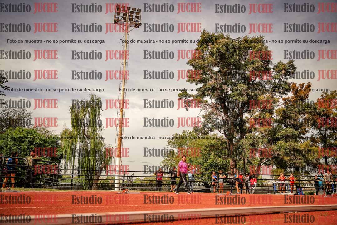 Fotos de los 200 m llanos de varones