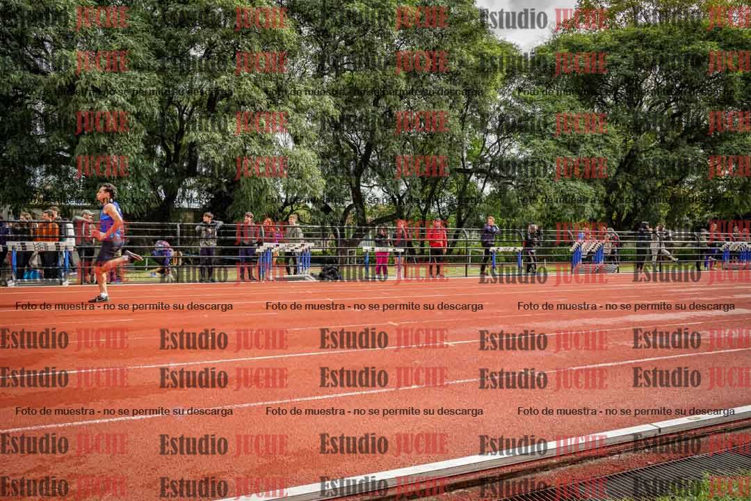 Fotos de los 100 m llanos de varones